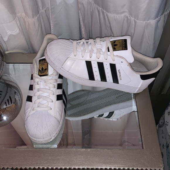 adidas Shoes - Addidas Superstars